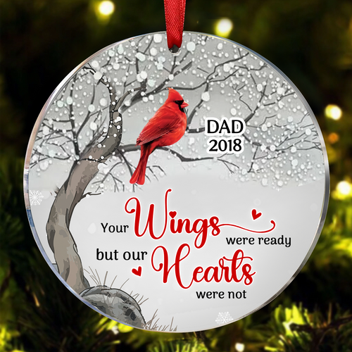 Personalisierter runder Gedenk-Weihnachtsbaumschmuck mit Kardinalvögeln und blühendem Baum für Mama und Papa