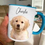 Personalisiertes Foto „Unser menschlicher Diener“ – Individuelle Tasse für Hunde- & Katzenbesitzer – Geschenk für Haustierbesitzer und Tierliebhaber