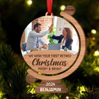 Décoration de Noël personnalisée en bois - Première retraite joyeuse et lumineuse - Forme personnalisée avec votre photo