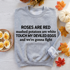 Sweatshirt Sport Grey trên nền gỗ